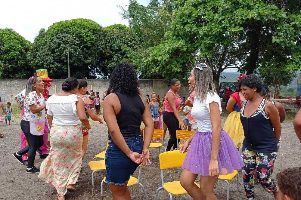 Camacã: PSF Dr. Jaquisson de Deus I leva diversão paras crianças do Bairro Novo de São João do Panelinha